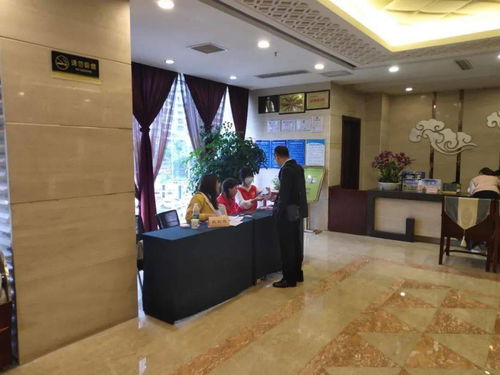 達(dá)州秦巴會(huì)上的“小鳳凰” 一道亮麗的會(huì)議服務(wù)風(fēng)景線